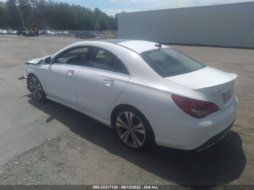 2019 MERCEDES-BENZ CLA WDDSJ4GB5KN726923