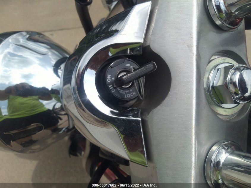 2011 YAMAHA XVS1300 CU JYAVP33E5BA004029