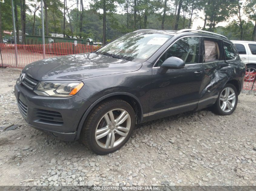 2013 VOLKSWAGEN TOUAREG V6 WVGEF9BP0DD002280