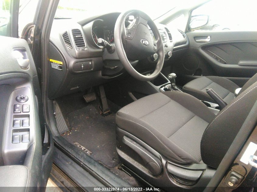 2018 KIA FORTE5 LX KNAFK5A83J5773861