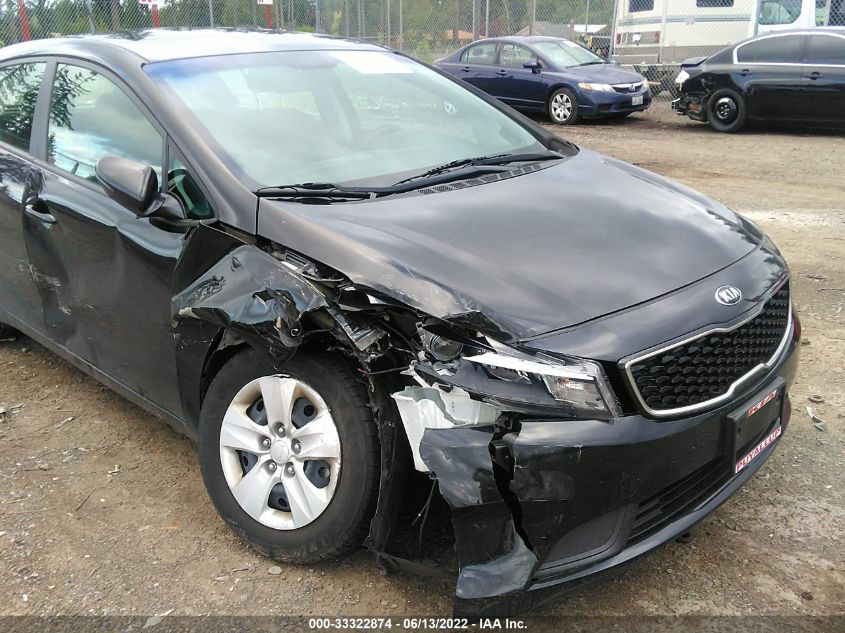 2018 KIA FORTE5 LX KNAFK5A83J5773861
