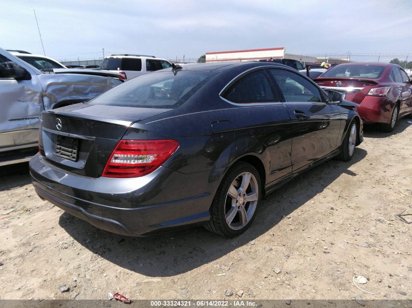 2013 MERCEDES-BENZ C-CLASS C 250 WDDGJ4HB8DG004602