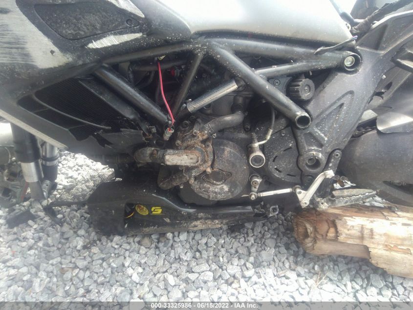2014 DUCATI DIAVEL ZDM13BLW5EB016802