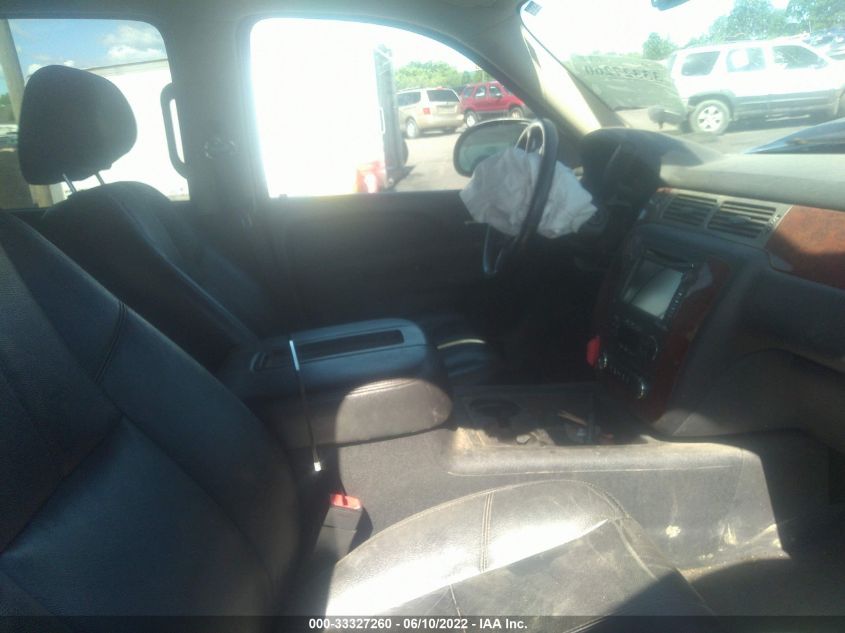 2013 CHEVROLET SUBURBAN LT 1GNSKJE72DR319133