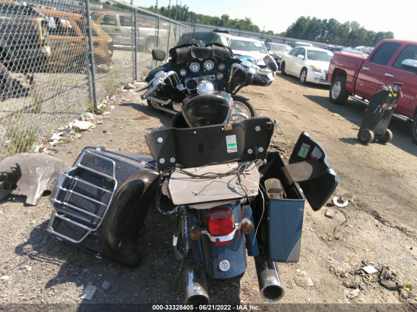 2010 HARLEY-DAVIDSON FLHTCUSE5 1HD1PR818AB954324