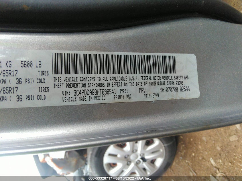 VIN 3C4PDDAG8HT698541 2017 DODGE JOURNEY SE