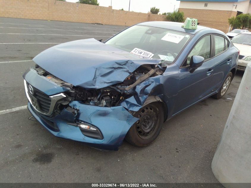 2018 MAZDA MAZDA3 4-DOOR SPORT 3MZBN1U75JM190641