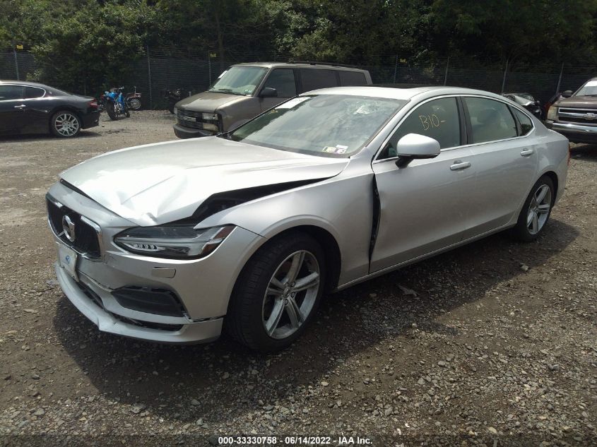 2018 VOLVO S90 T5/MOMENTUM LVY982MK2JP033977