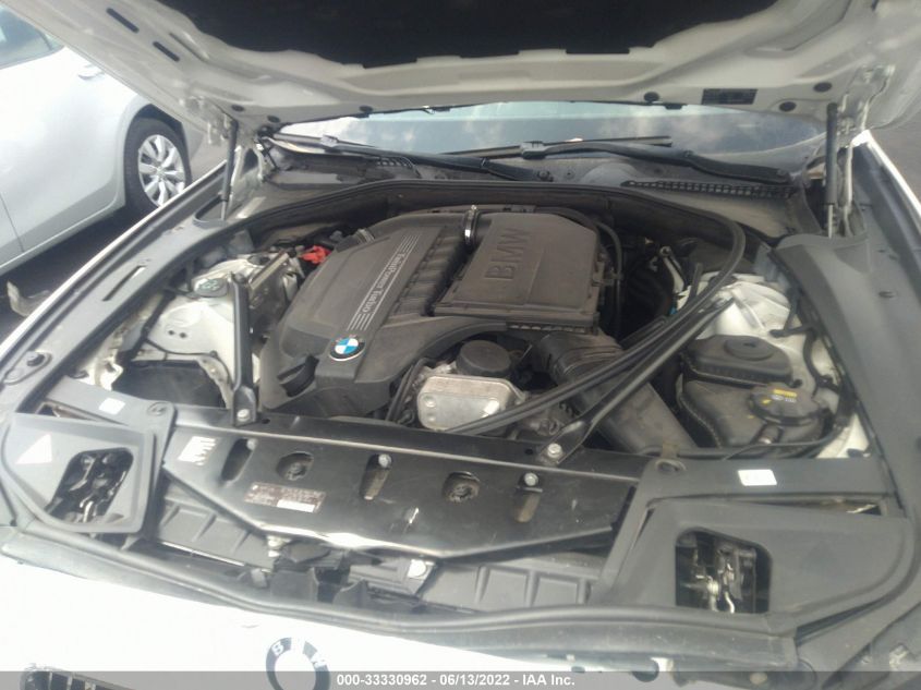 2015 BMW 5 SERIES XI WBA5B3C58FD540428
