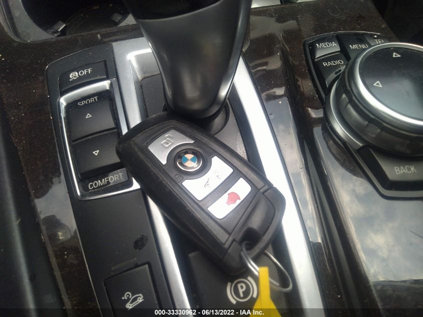 2015 BMW 5 SERIES XI WBA5B3C58FD540428