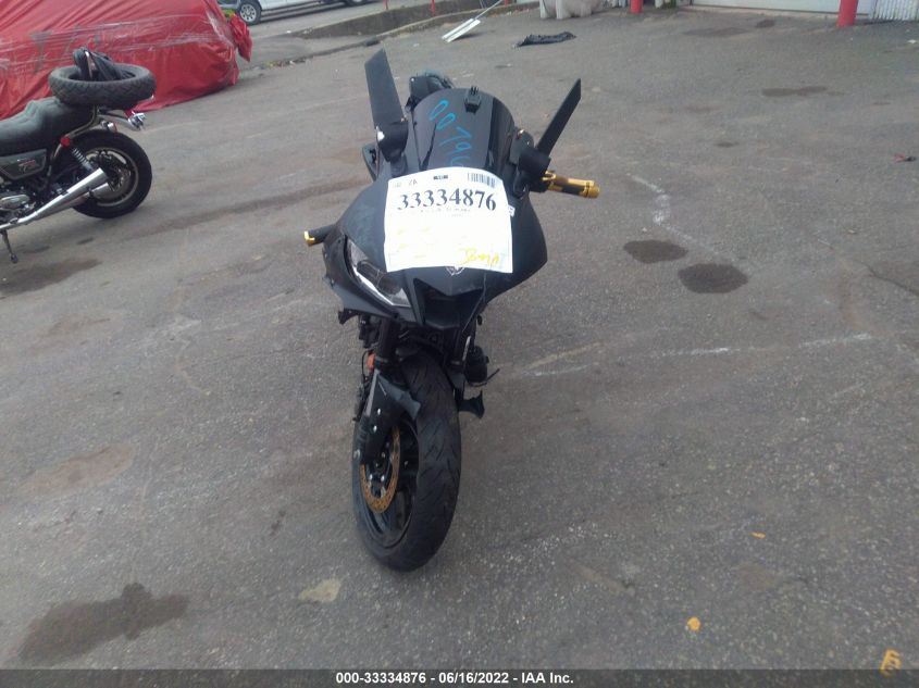 2021 YAMAHA YZFR3 A MH3RH18YXMK007968