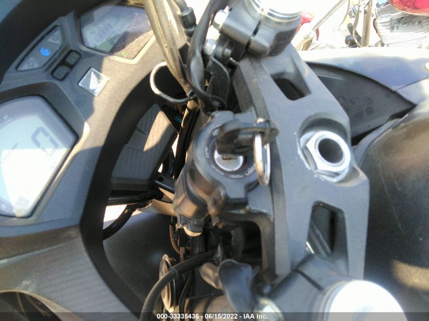 2015 HONDA CBR650 F MLHRC740XF5100097