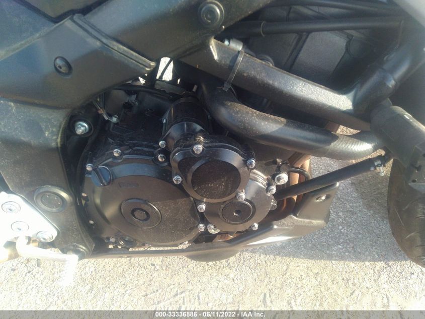 2015 SUZUKI GSX-S750 JS1GR7NA6F2102473