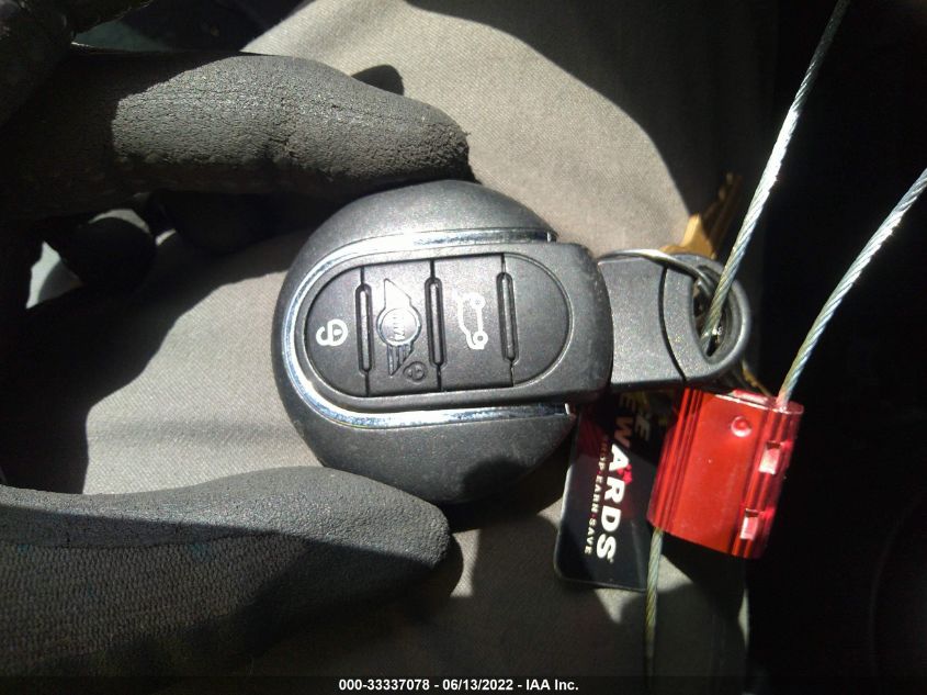 2021 MINI HARDTOP 4 DOOR COOPER WMWXU7C04M2P33070