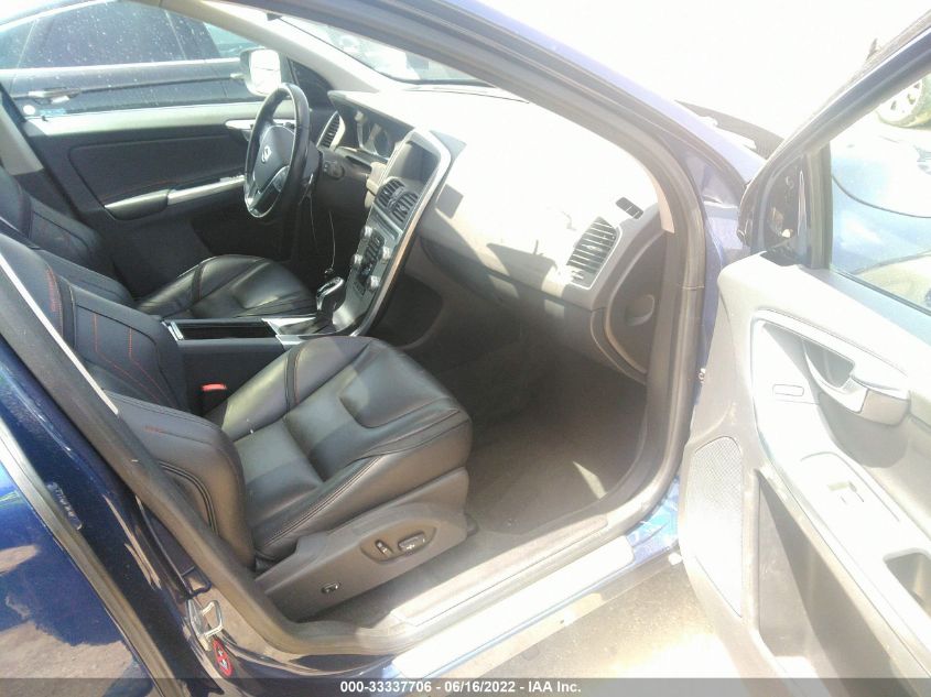 2015 VOLVO XC60 T6 DRIVE-E PLATINUM YV449MDV6F2709448
