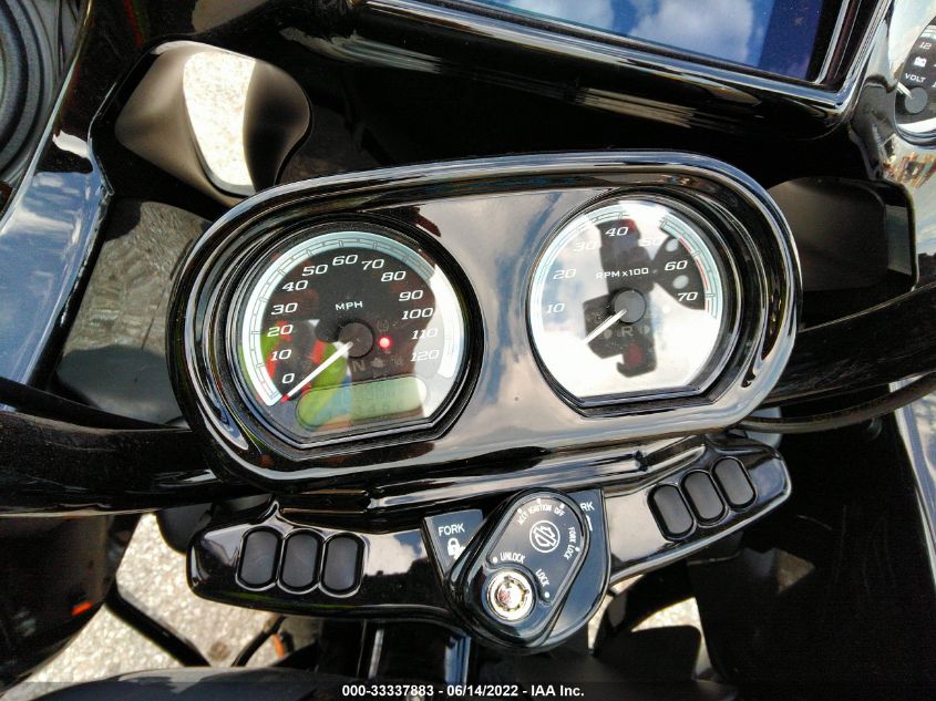 2022 HARLEY-DAVIDSON FLTRK 1HD1KZF11NB609417