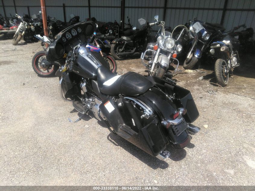 2018 HARLEY-DAVIDSON FLHX STREET GLIDE 1HD1KBC12JB675061