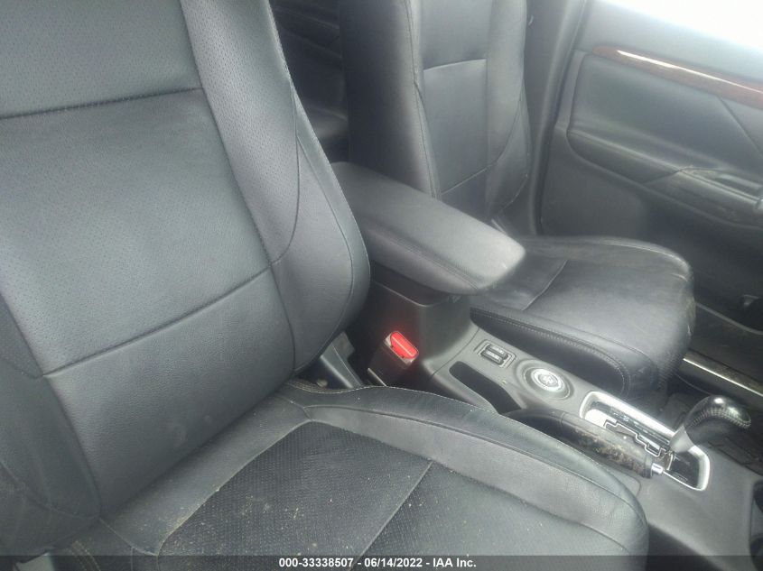 2014 MITSUBISHI OUTLANDER SE JA4AZ3A32EZ008893