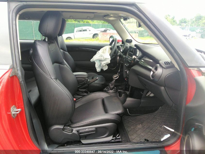 2015 MINI COOPER HARDTOP S WMWXP7C51F2A41888