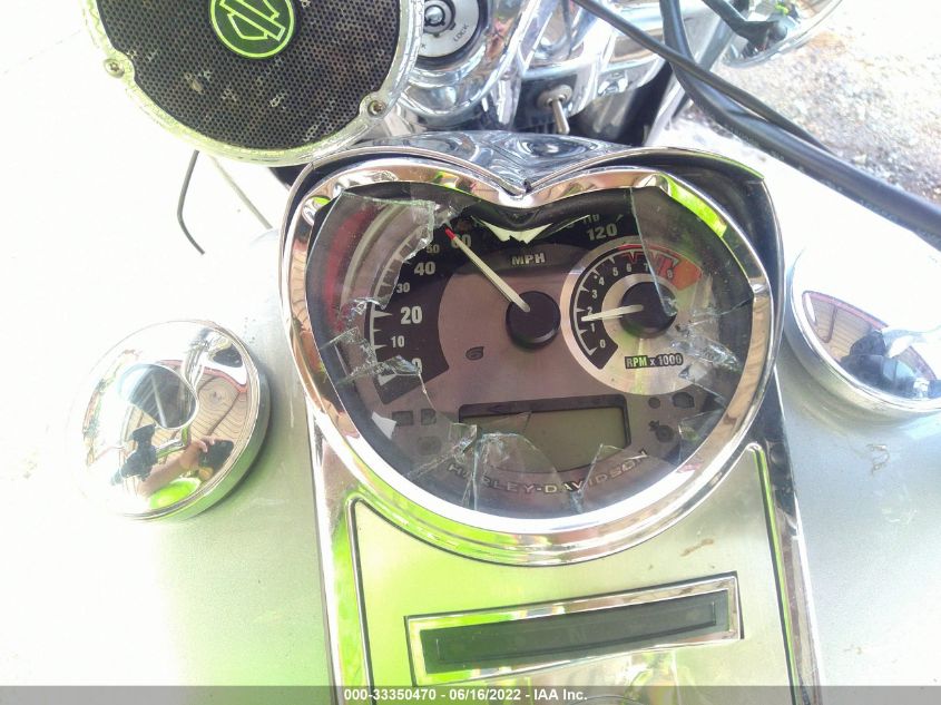 2014 HARLEY-DAVIDSON FLHR ROAD KING 1HD1FBM13EB601494