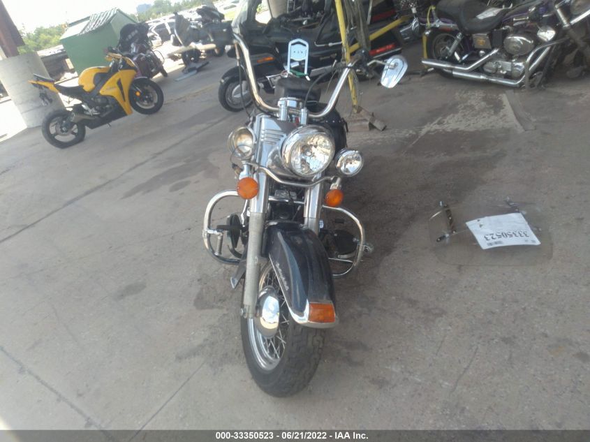 2016 HARLEY-DAVIDSON FLSTC HERITAGE SOFTAIL CLASSIC 1HD1BWV13GB013082