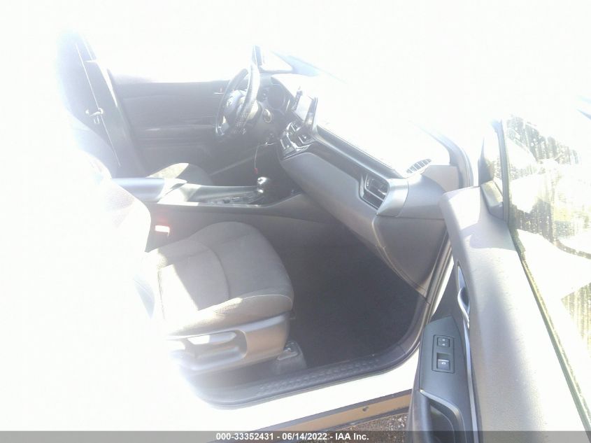 2018 TOYOTA C-HR XLE JTNKHMBXXJ1008990