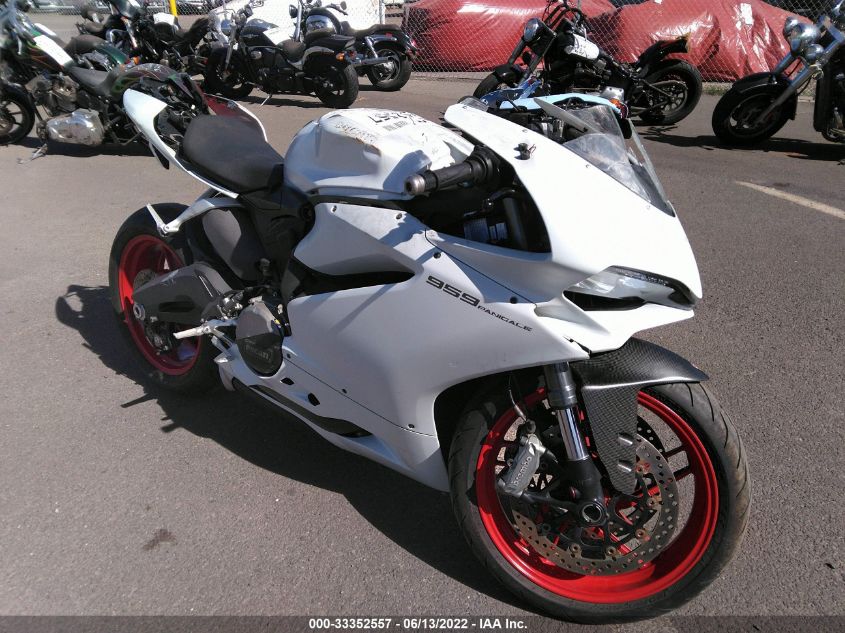 2016 DUCATI SUPERBIKE 959 PANIGALE ZDM14B1W6GB001941