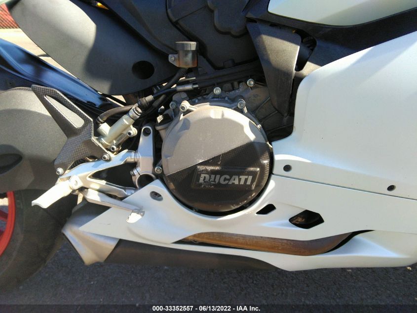 2016 DUCATI SUPERBIKE 959 PANIGALE ZDM14B1W6GB001941