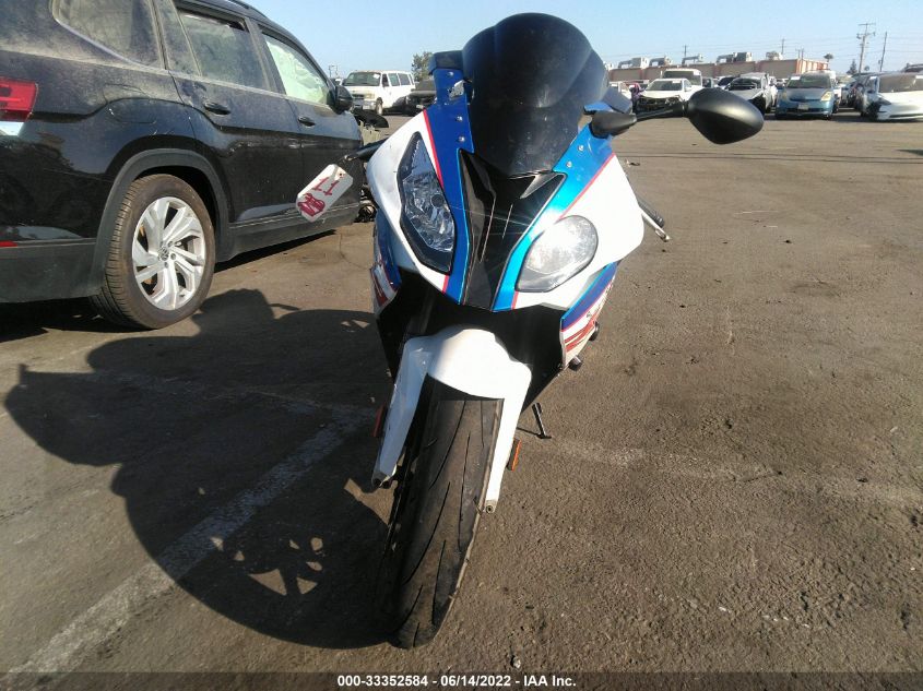 2015 BMW S 1000 RR WB10D2101FZ351371