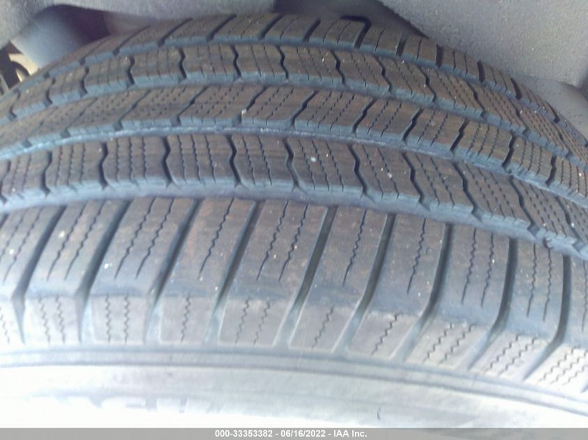 2015 CHEVROLET SUBURBAN LT 1GNSCJKC1FR144956