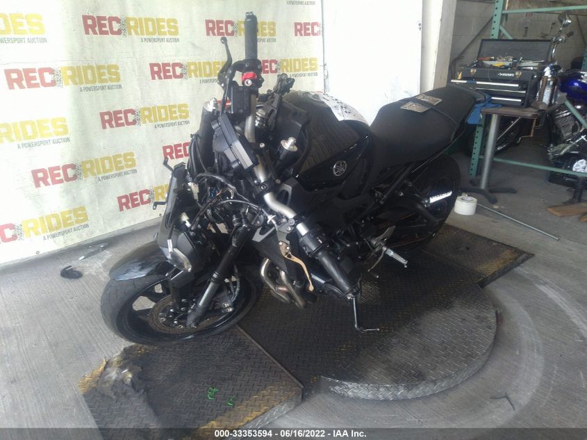 2016 YAMAHA FZ09 JYARN33E2GA010658