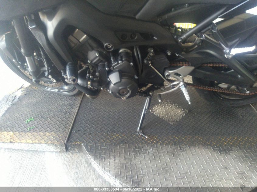 2016 YAMAHA FZ09 JYARN33E2GA010658