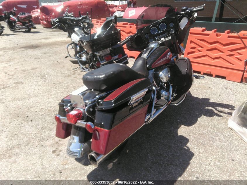 2005 HARLEY-DAVIDSON FLHTCUI 1HD1FCW135Y676521