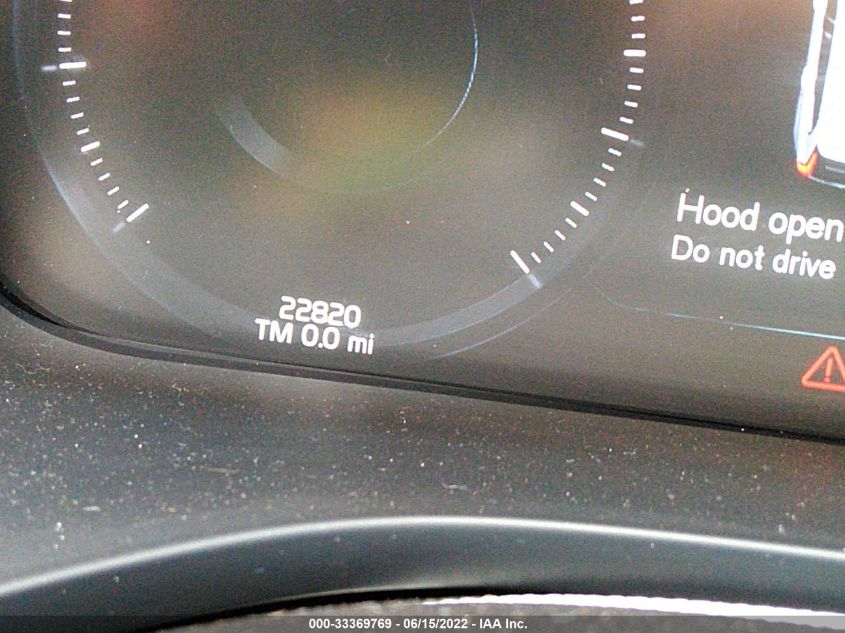 2019 VOLVO XC60 MOMENTUM LYV102RK7KB284060