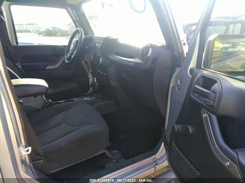 2016 JEEP WRANGLER UNLIMITED SPORT 1C4BJWDG0GL145757