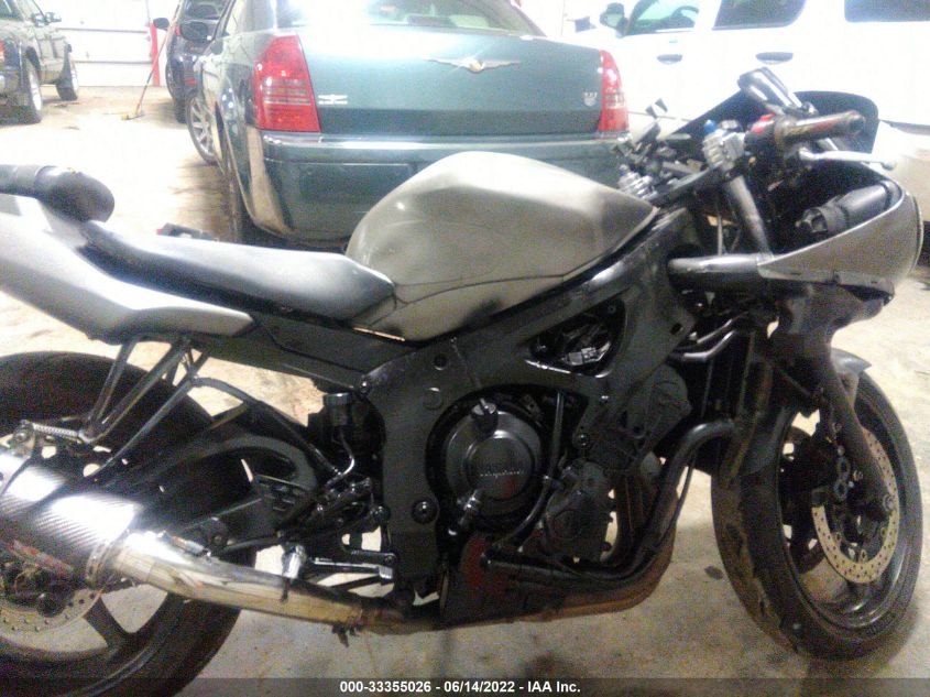 2003 YAMAHA YZFR6 L JYARJ06Y33A001302
