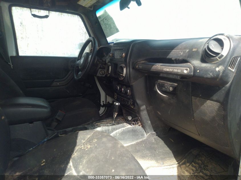 2016 JEEP WRANGLER UNLIMITED SPORT 1C4BJWDG5GL143485