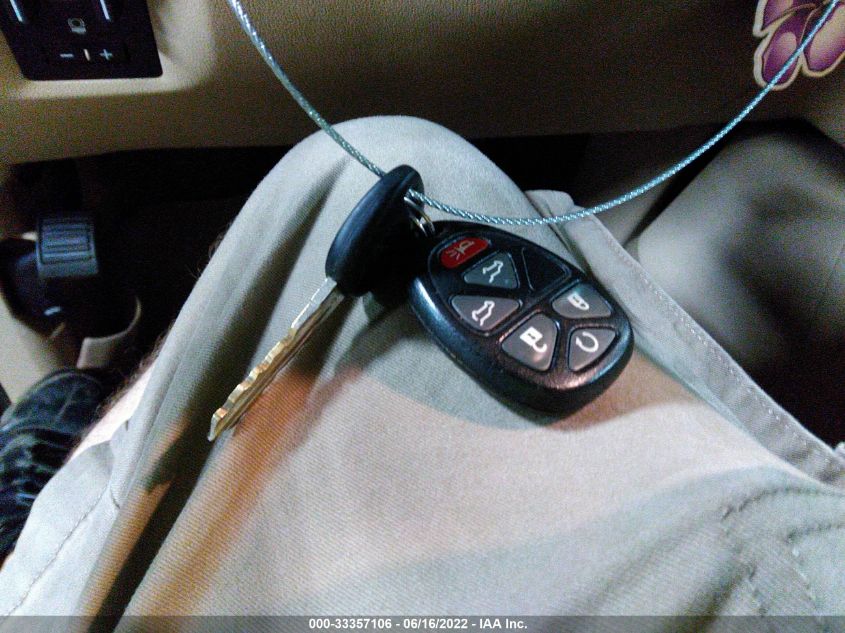 2013 CHEVROLET SUBURBAN K1500 LT 1GNSKJE74DR313785