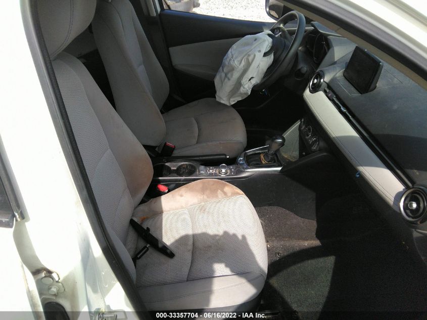 2019 TOYOTA YARIS SEDAN L/LE/XLE 3MYDLBYV9KY520860