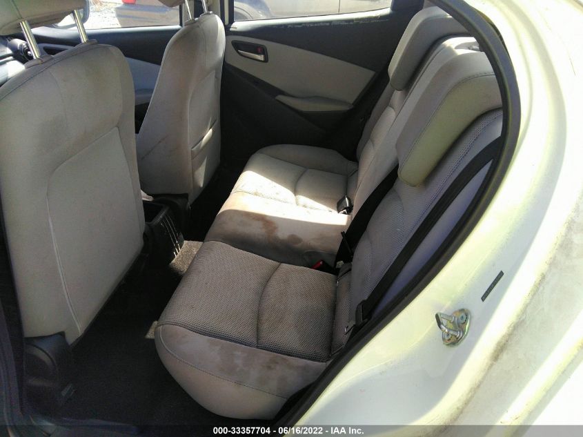 2019 TOYOTA YARIS SEDAN L/LE/XLE 3MYDLBYV9KY520860