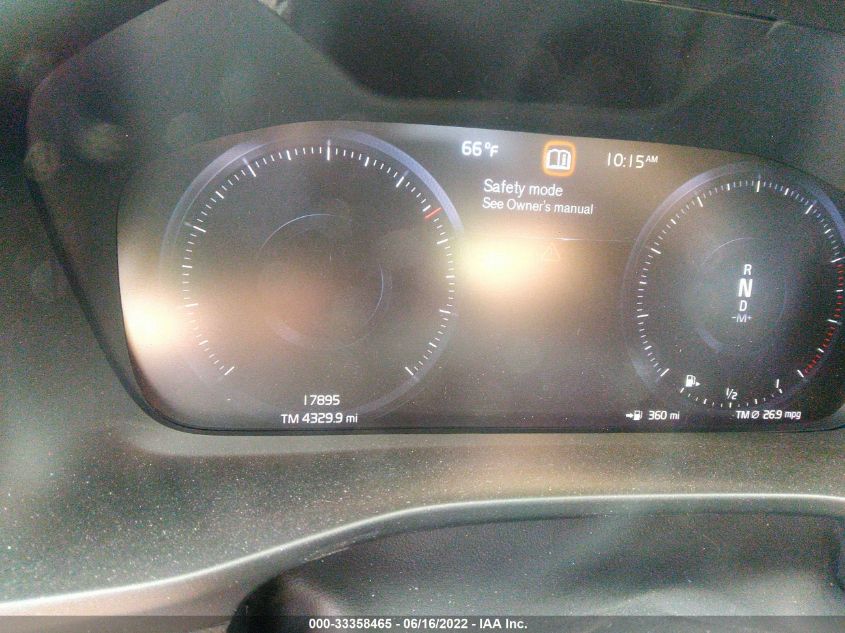 2021 VOLVO XC40 R-DESIGN YV4162UM4M2505445