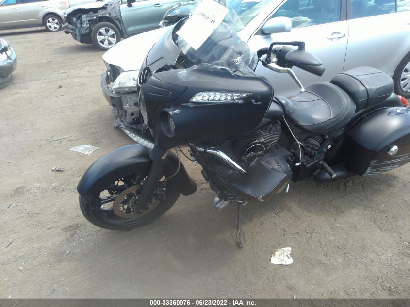 2018 INDIAN MOTORCYCLE CO. CHIEFTAIN DARK HORSE 56KTCDAA0J3358471