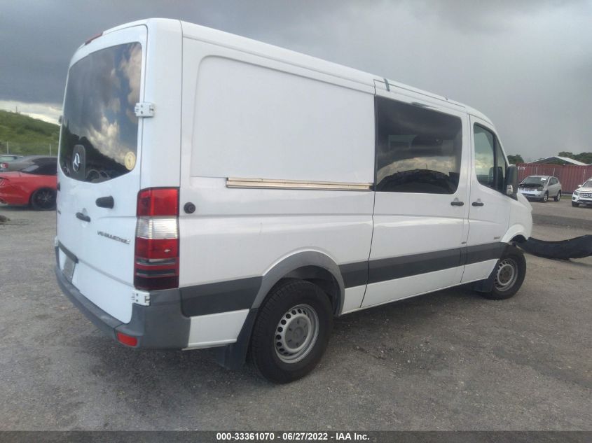 2015 MERCEDES-BENZ SPRINTER VANS WD4PE7CC1FP133788