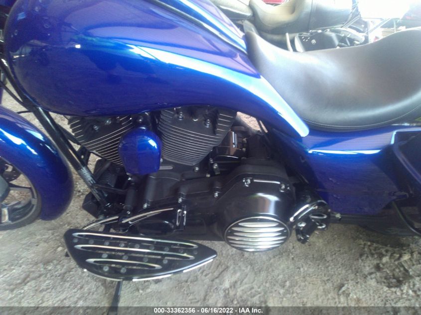 2013 HARLEY-DAVIDSON FLHX STREET GLIDE 1HD1KBM17DB648747