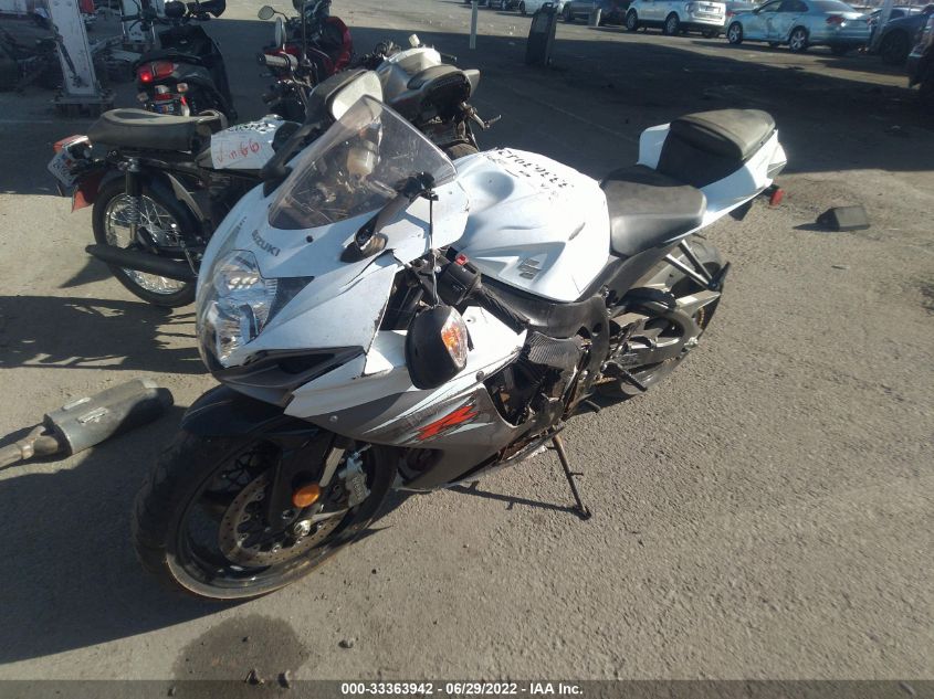 2015 SUZUKI GSX-R600 JS1GN7FA3F2101615