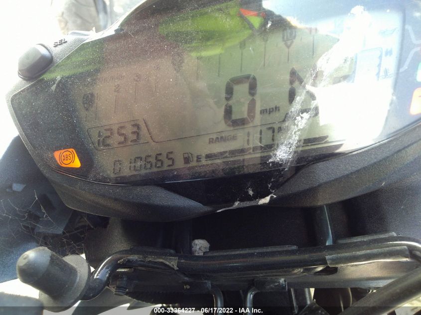 2020 SUZUKI GSX-S750 M/Z JS1C533D3L7100064