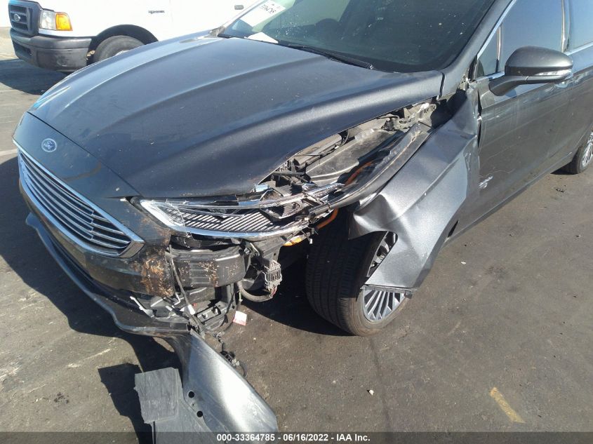 2017 FORD FUSION ENERGI SE PHEV 3FA6P0PU6HR330063