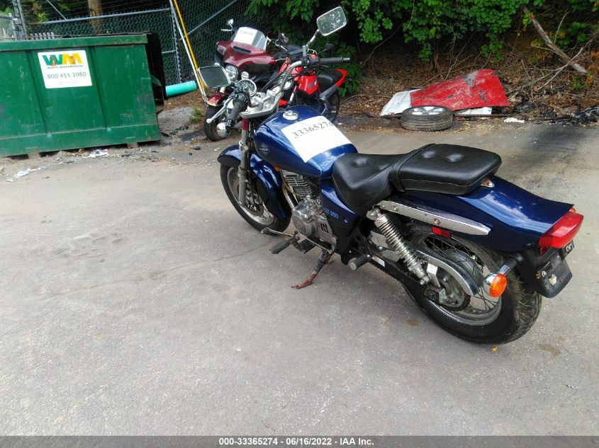 2003 SUZUKI GZ250 VTTNJ48A732101890