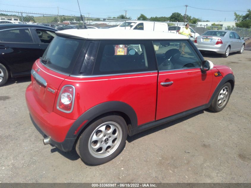 2013 MINI COOPER HARDTOP WMWSU3C54DT373548