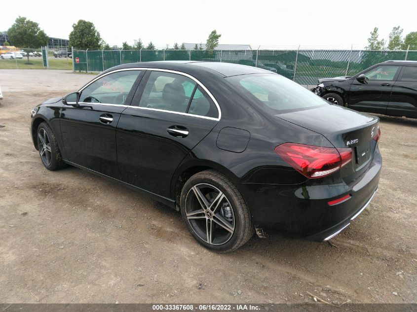 2022 MERCEDES-BENZ A-CLASS A 220 W1K3G4FB3NJ361612